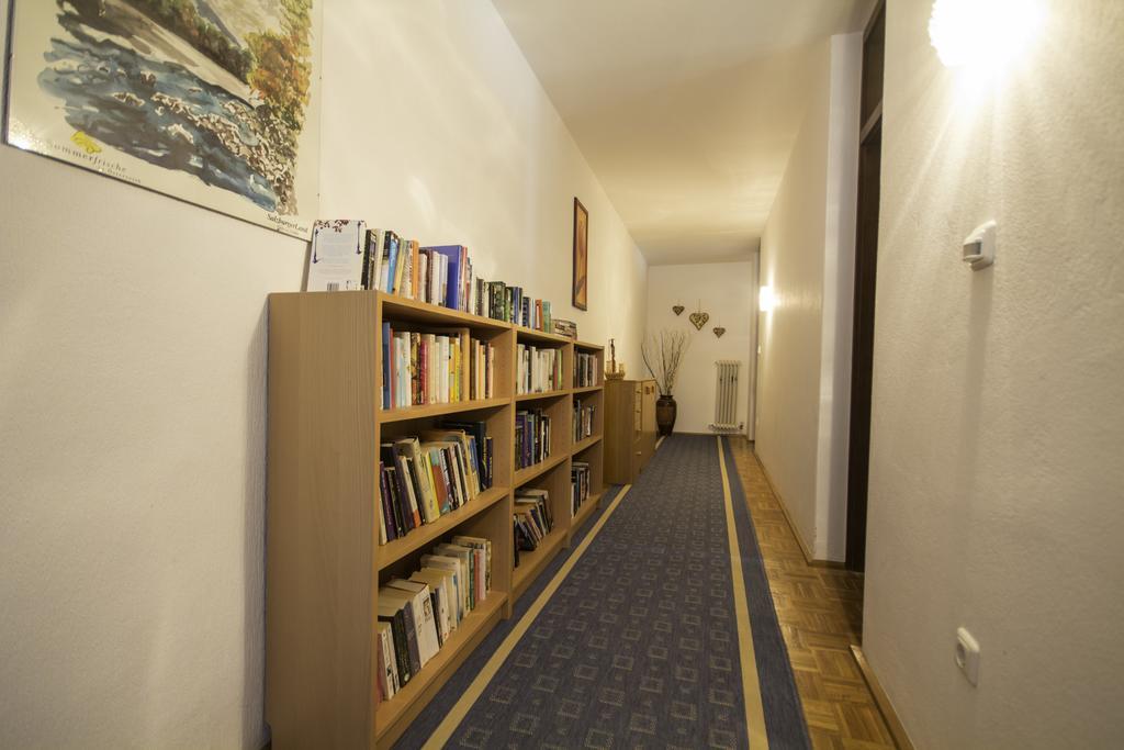 Haus Patricia Hotell Lofer Eksteriør bilde